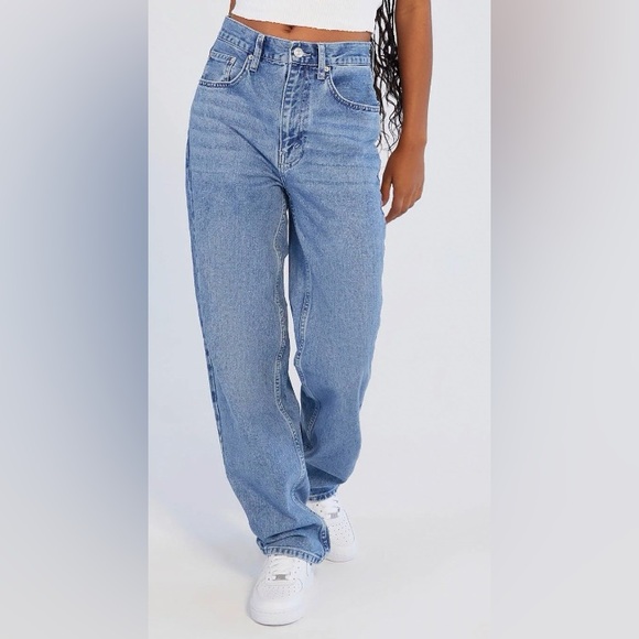 BDG Denim - BDG at Urban Outfitters High-Rise Baggy Jean SZ 24